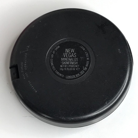 MAC Alexander McQueen Mineralize Skinfinish - Picture 4 of 4